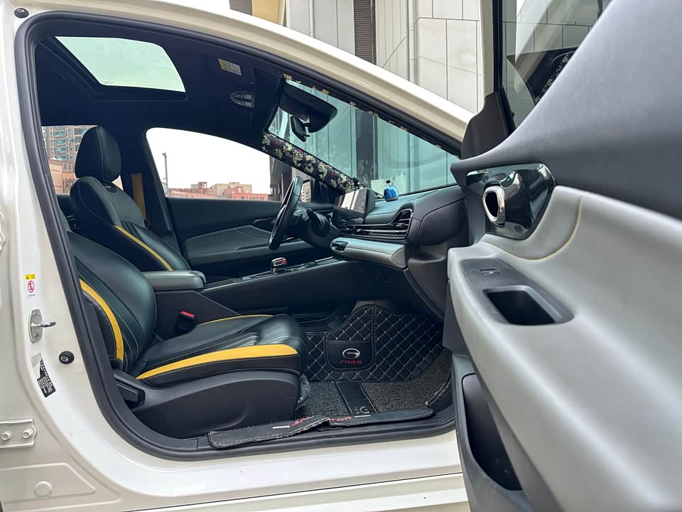 Trumpchi Shadow Leopard