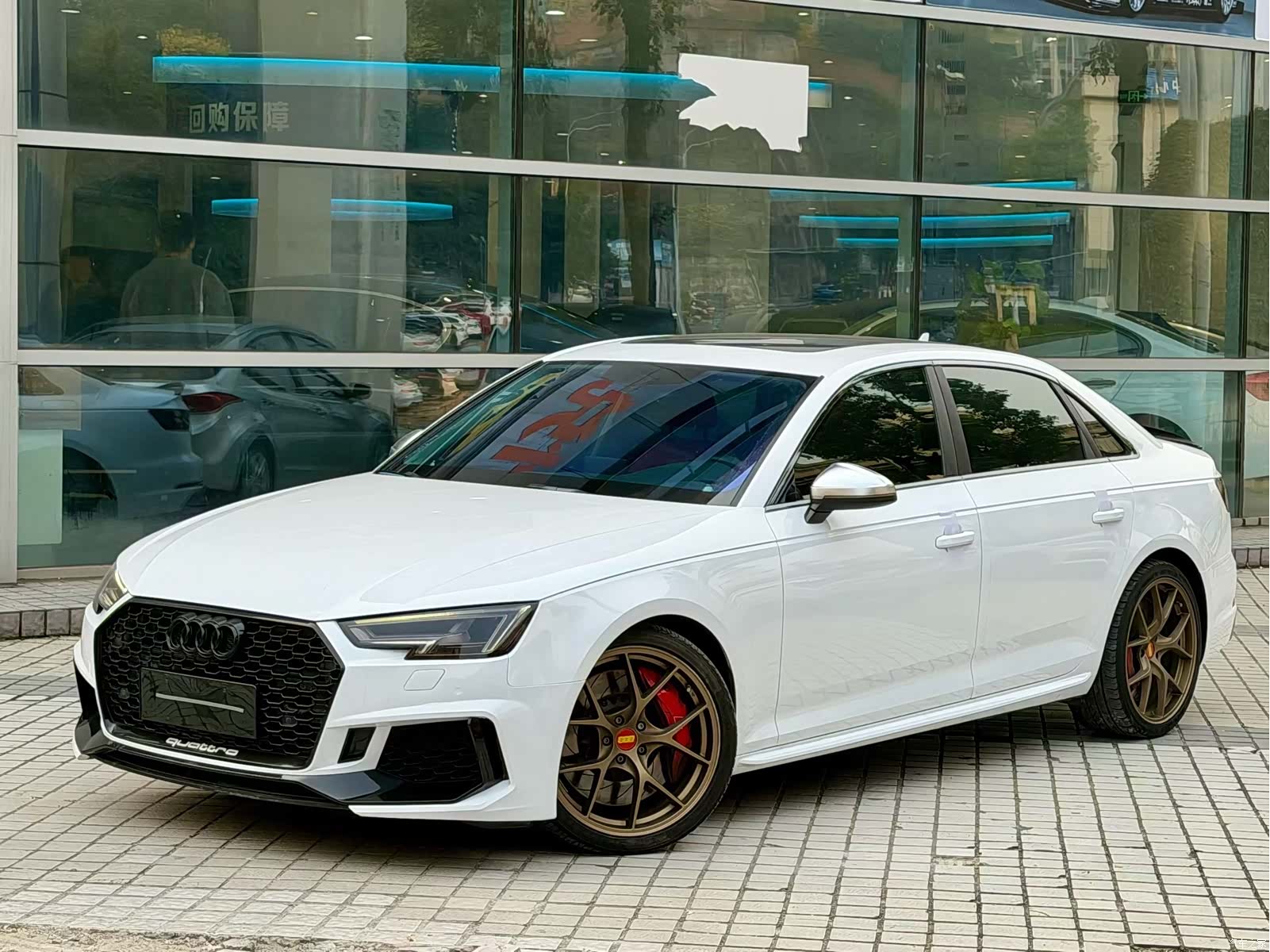 Audi A4L, 2020 1