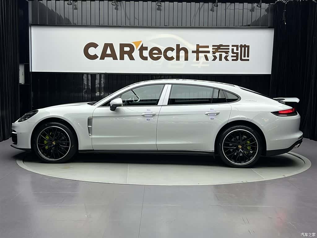 Porsche Panamera, 2023 8