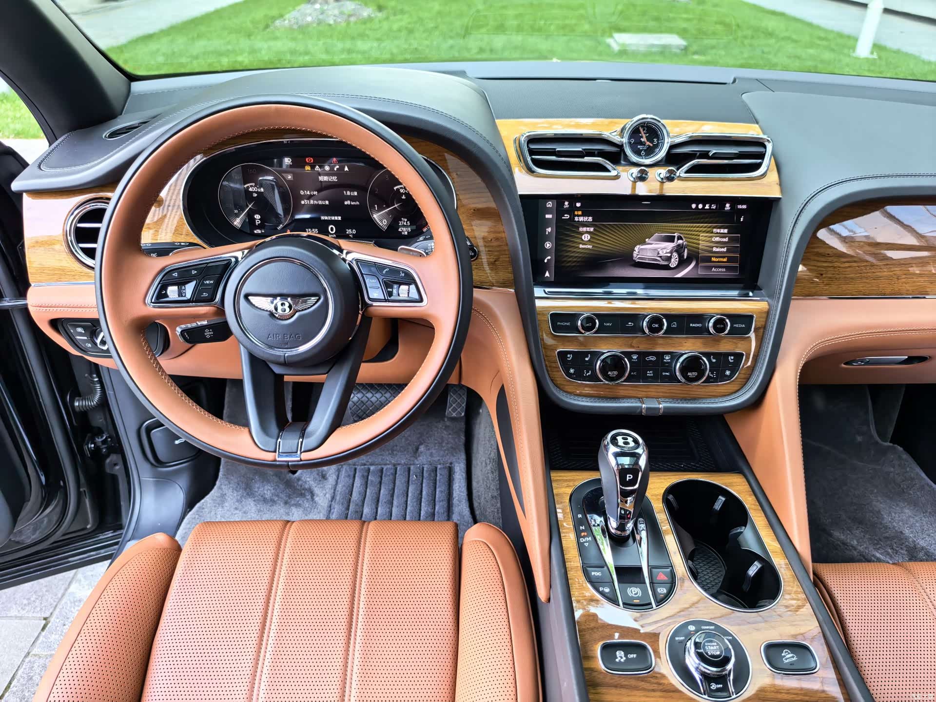 Bentley Bentayga, 2021 16