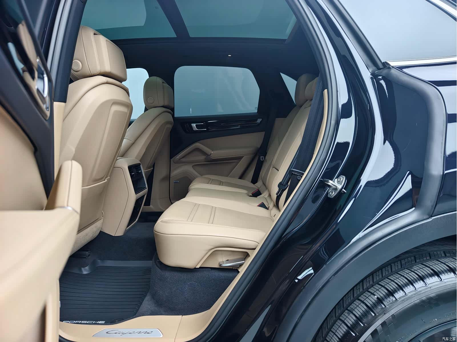Porsche Cayenne, 2019 10