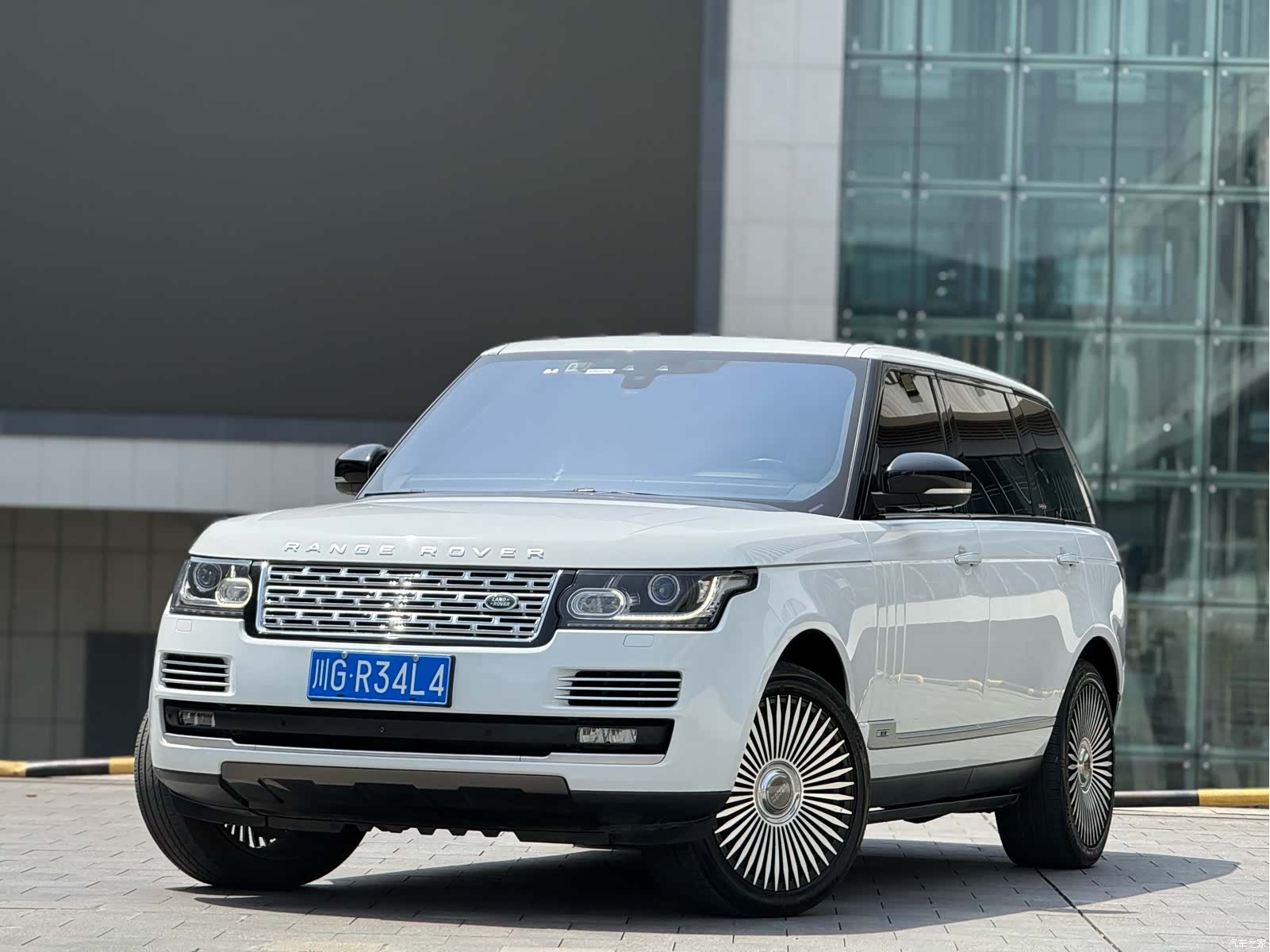 Land Rover Range Rover, 2019 1