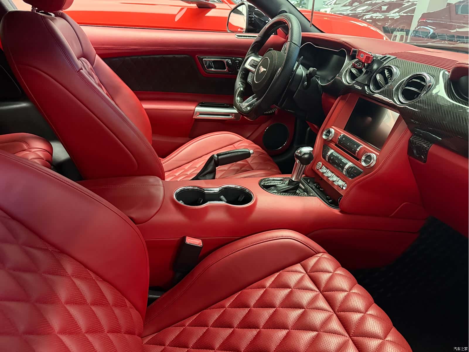 Ford Mustang, 2017 4