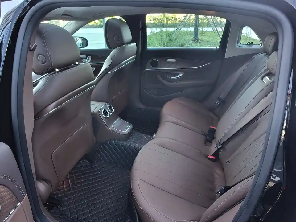 Mercedes-Benz E-class Mercedes-Benz E-class