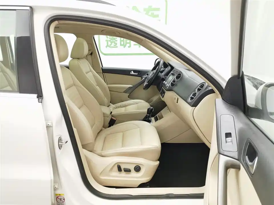 Volkswagen Tiguan Volkswagen Tiguan