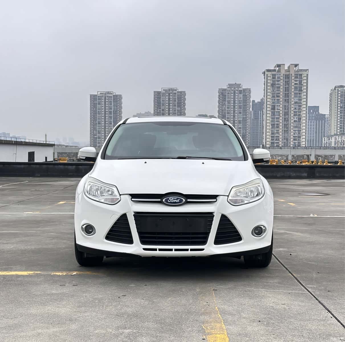 Ford Focus, 2014 3