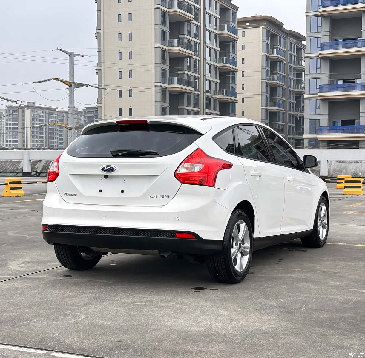 Ford Focus, 2014 6