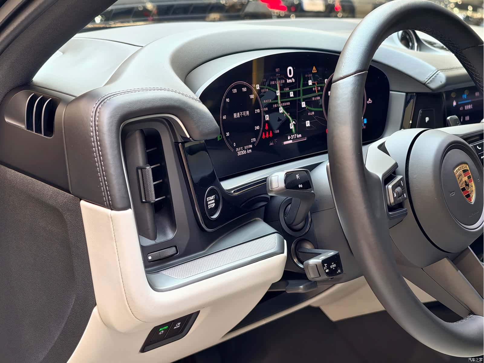 Porsche Cayenne, 2024 все фото