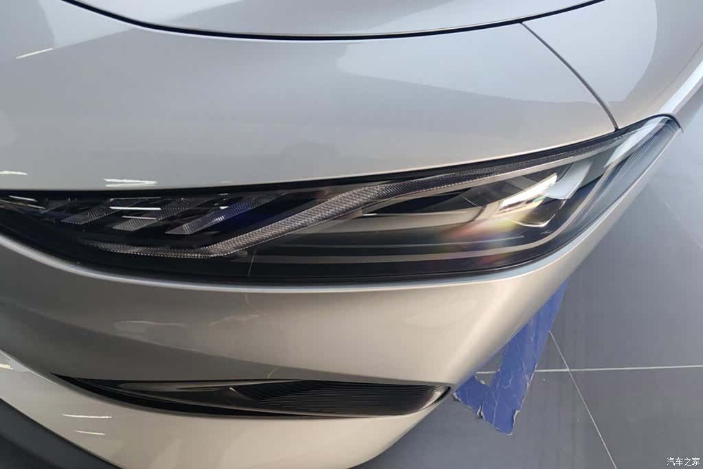 Roewe D7, 2023 все фото