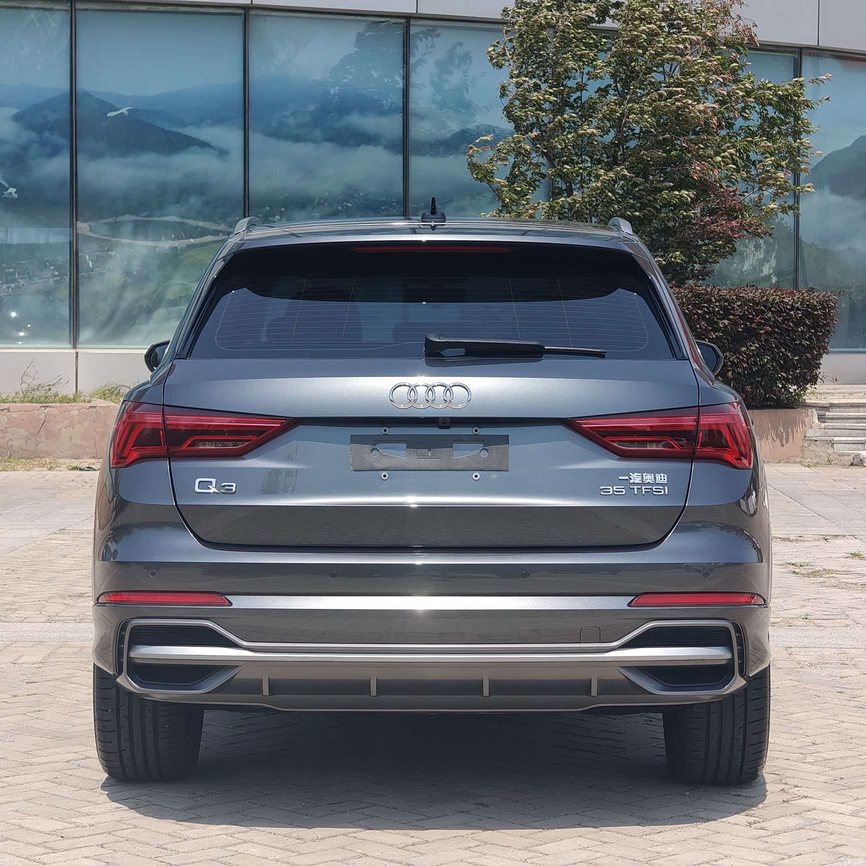 Audi Q3, 2023 4