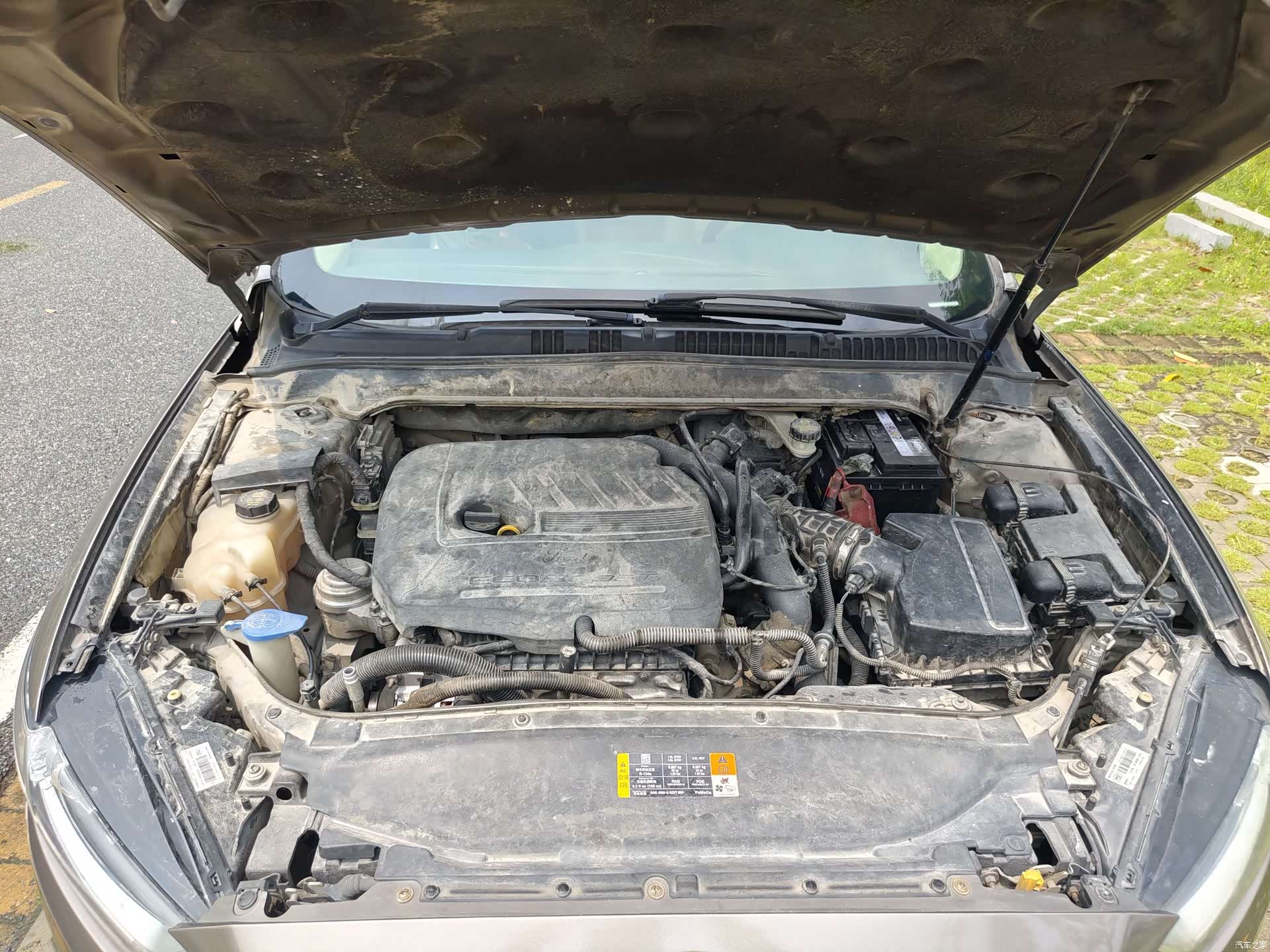Ford Mondeo, 2013 21