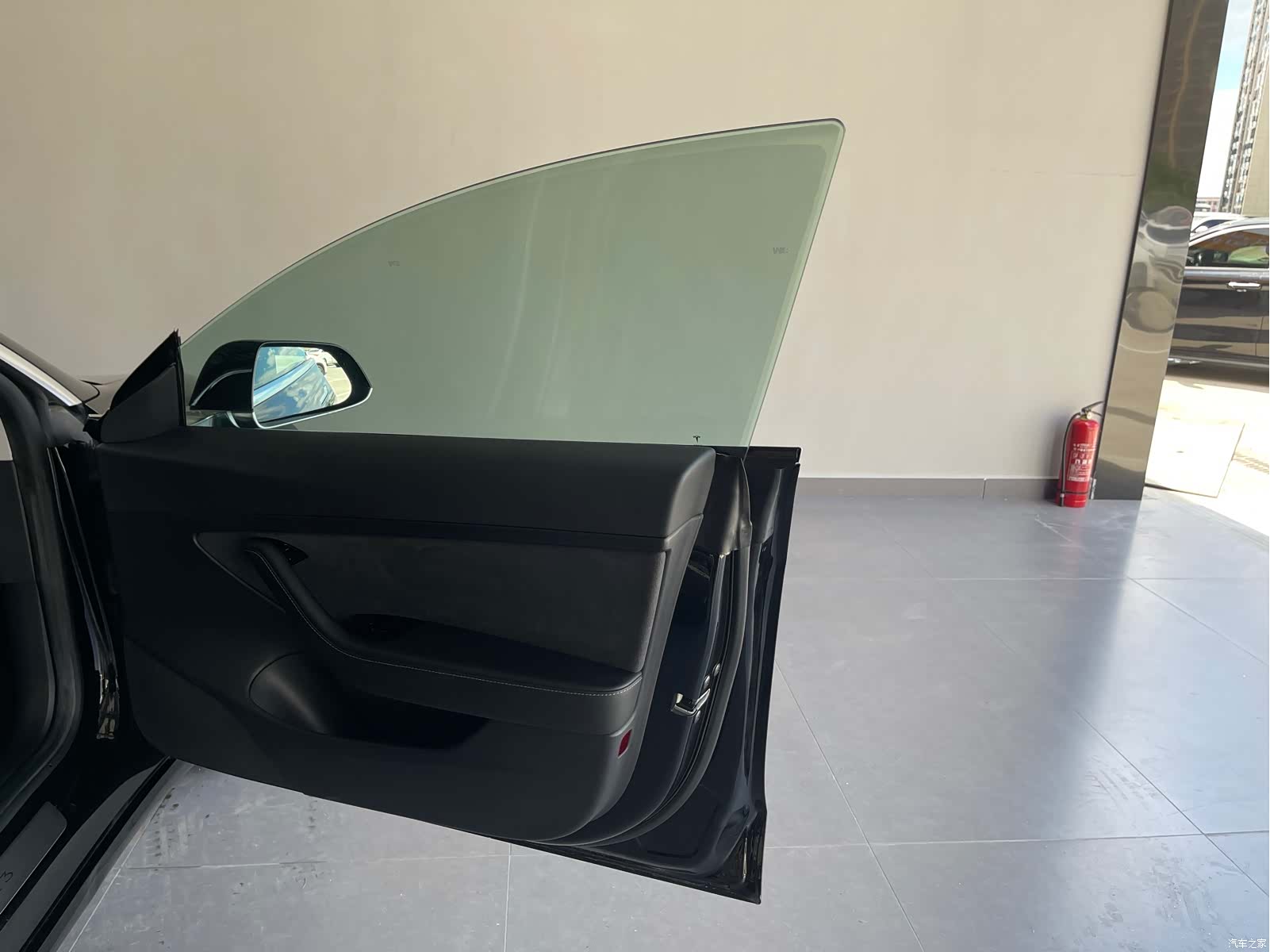 Tesla Model 3, 2020 24