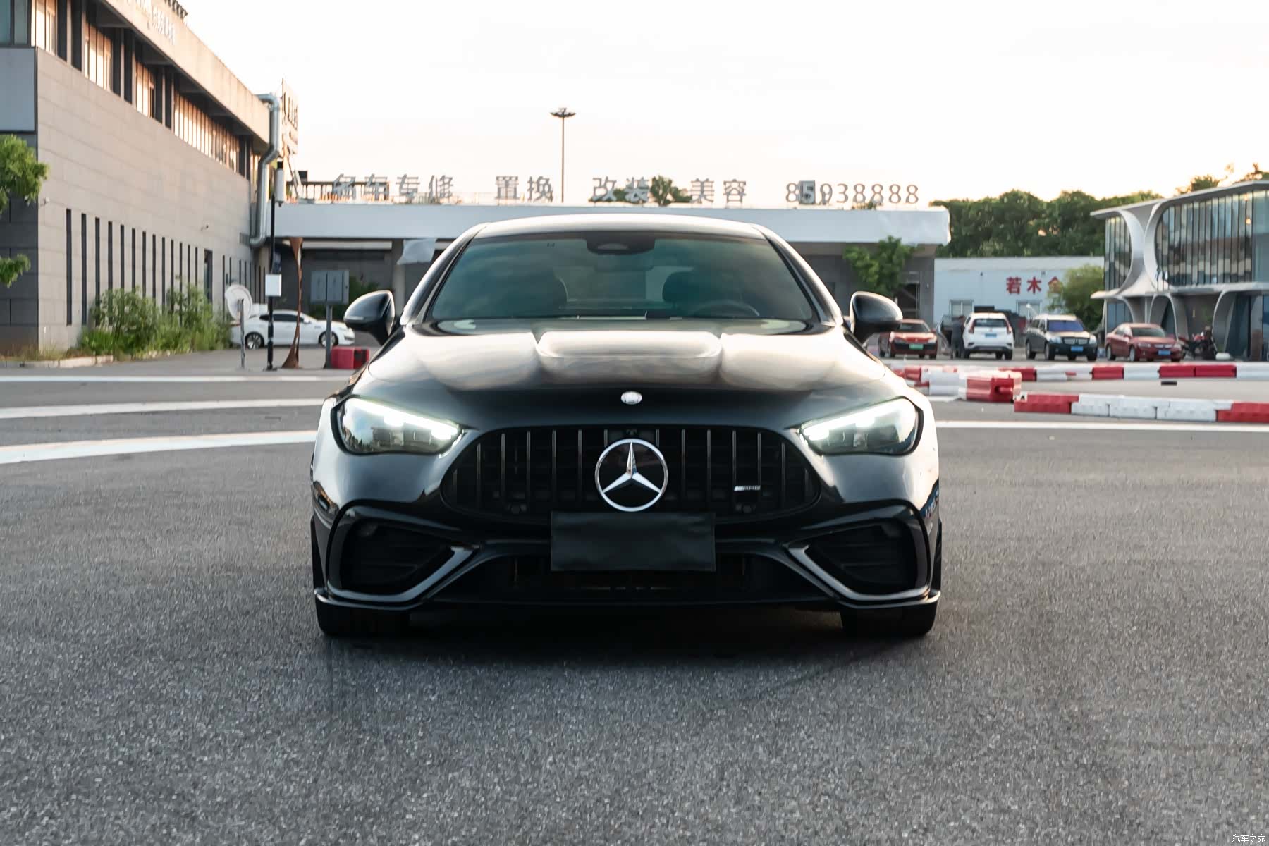 Mercedes-Benz CLE, 2025 2