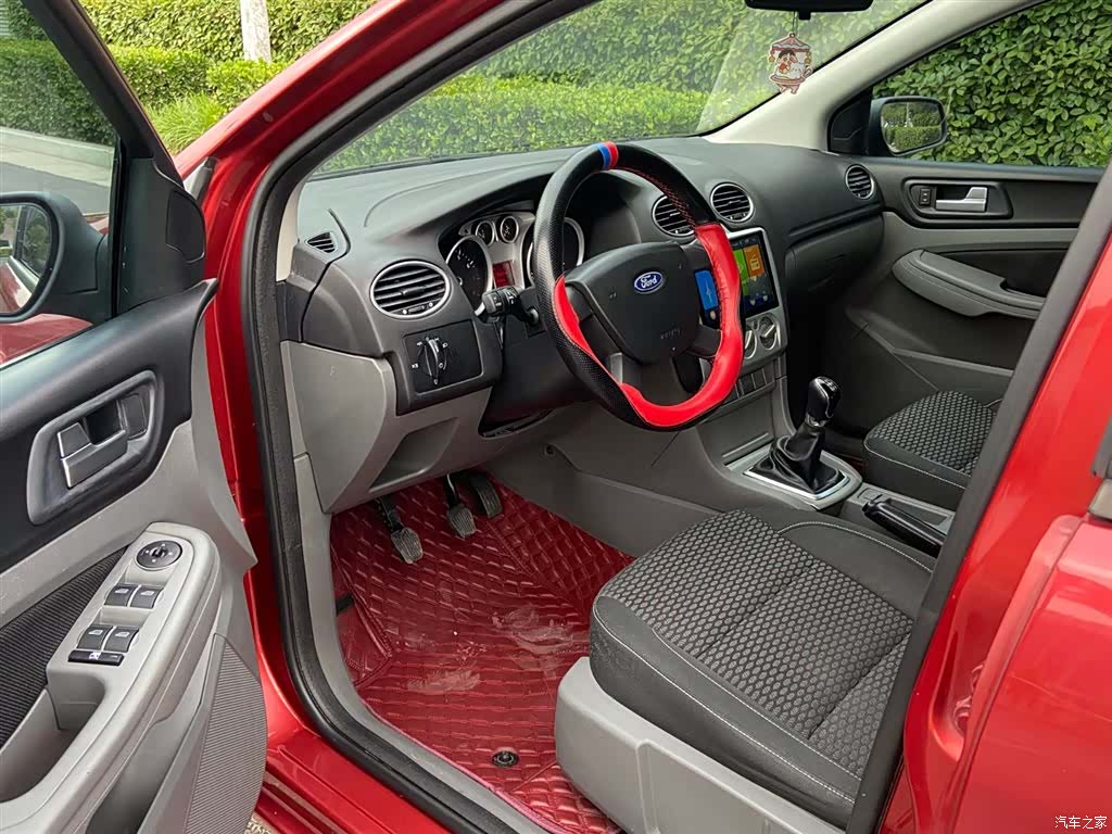 Ford Focus, 2013 4