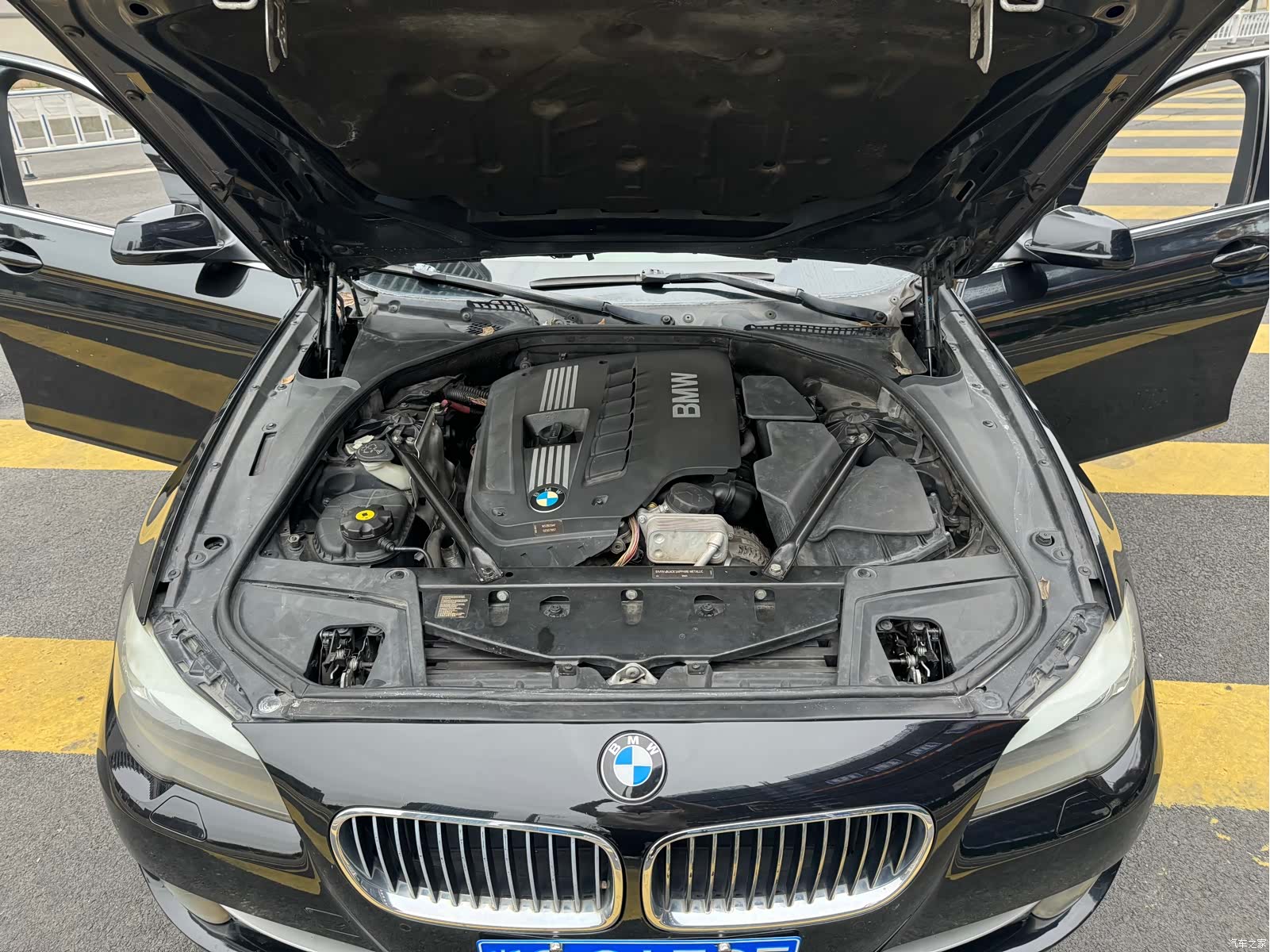 BMW 5 Series, 2011 16