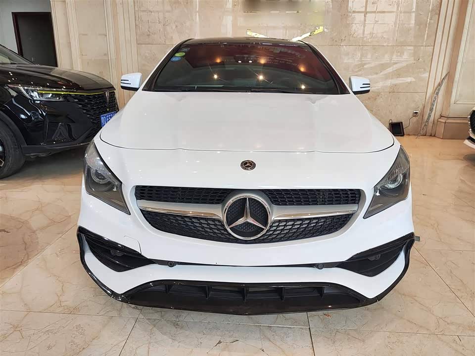 Mercedes-Benz CLA