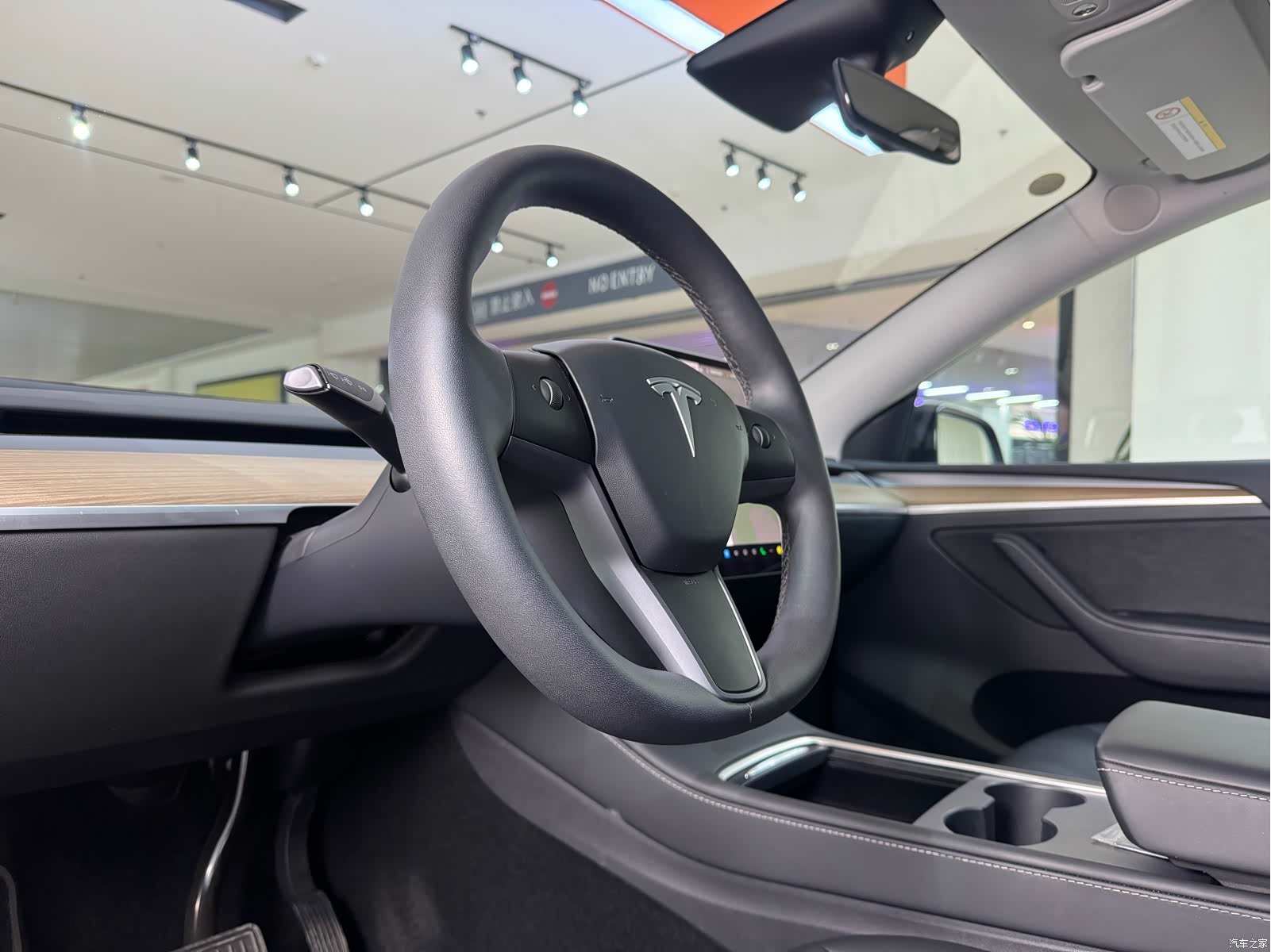 Tesla Model Y, 2022 12