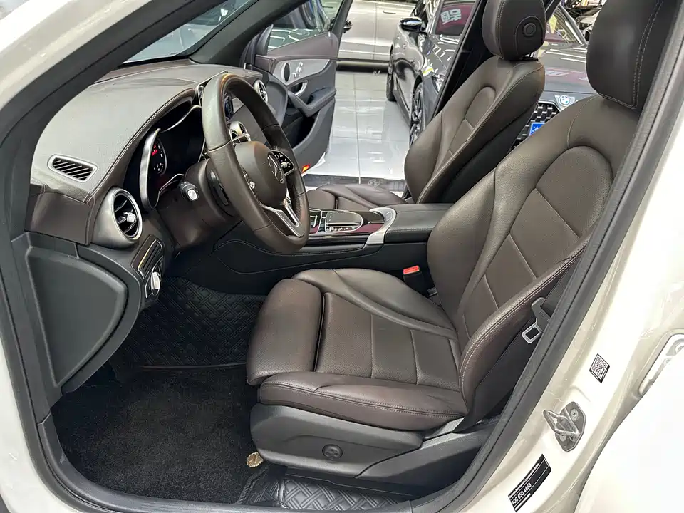 Mercedes-Benz GLC Mercedes-Benz GLC