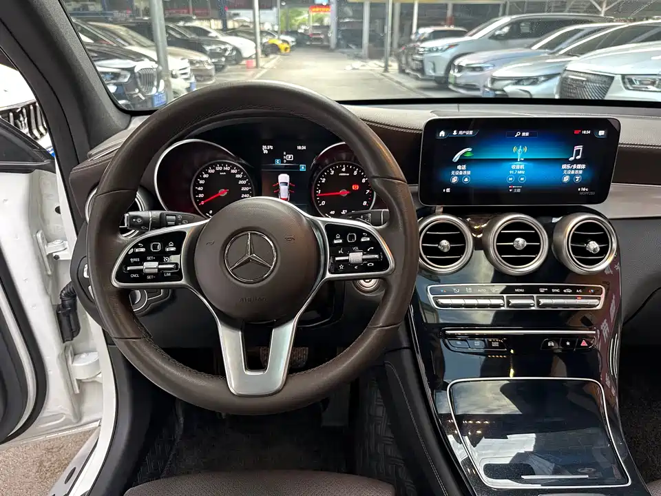 Mercedes-Benz GLC Mercedes-Benz GLC