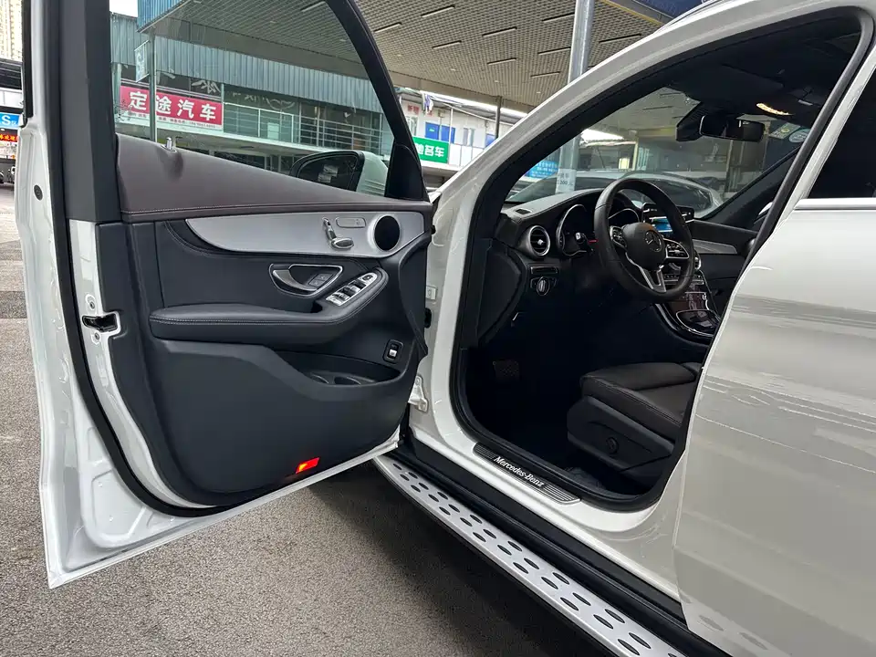 Mercedes-Benz GLC Mercedes-Benz GLC