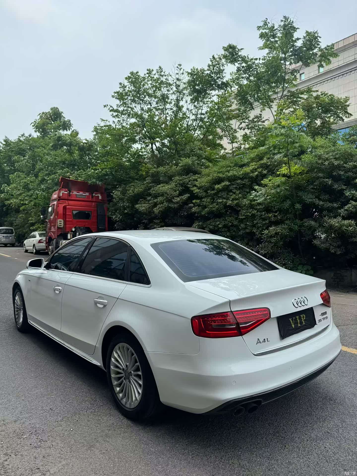 Audi A4L, 2016 7