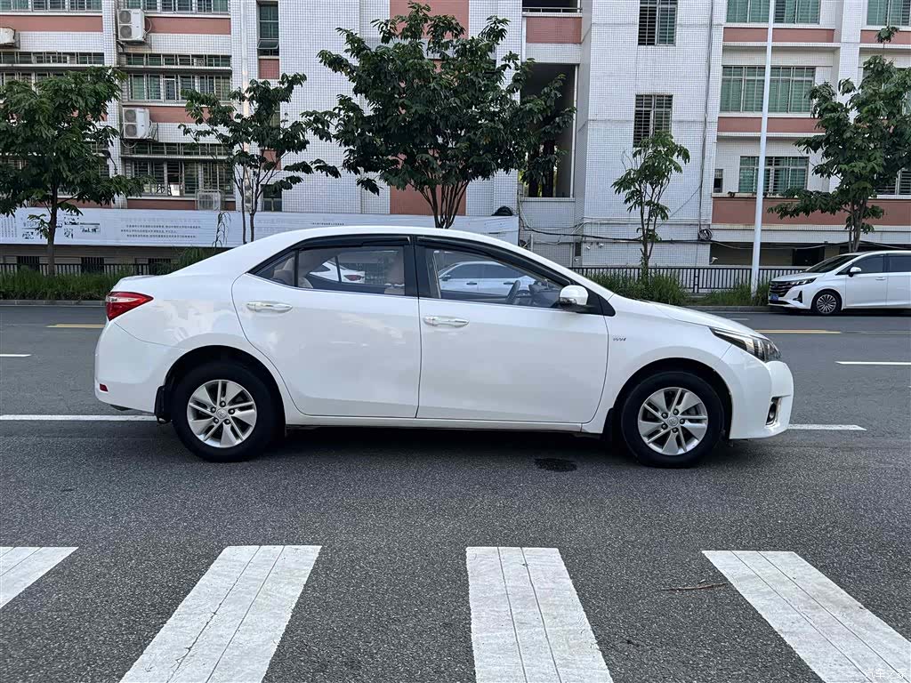 Toyota Corolla, 2015 7