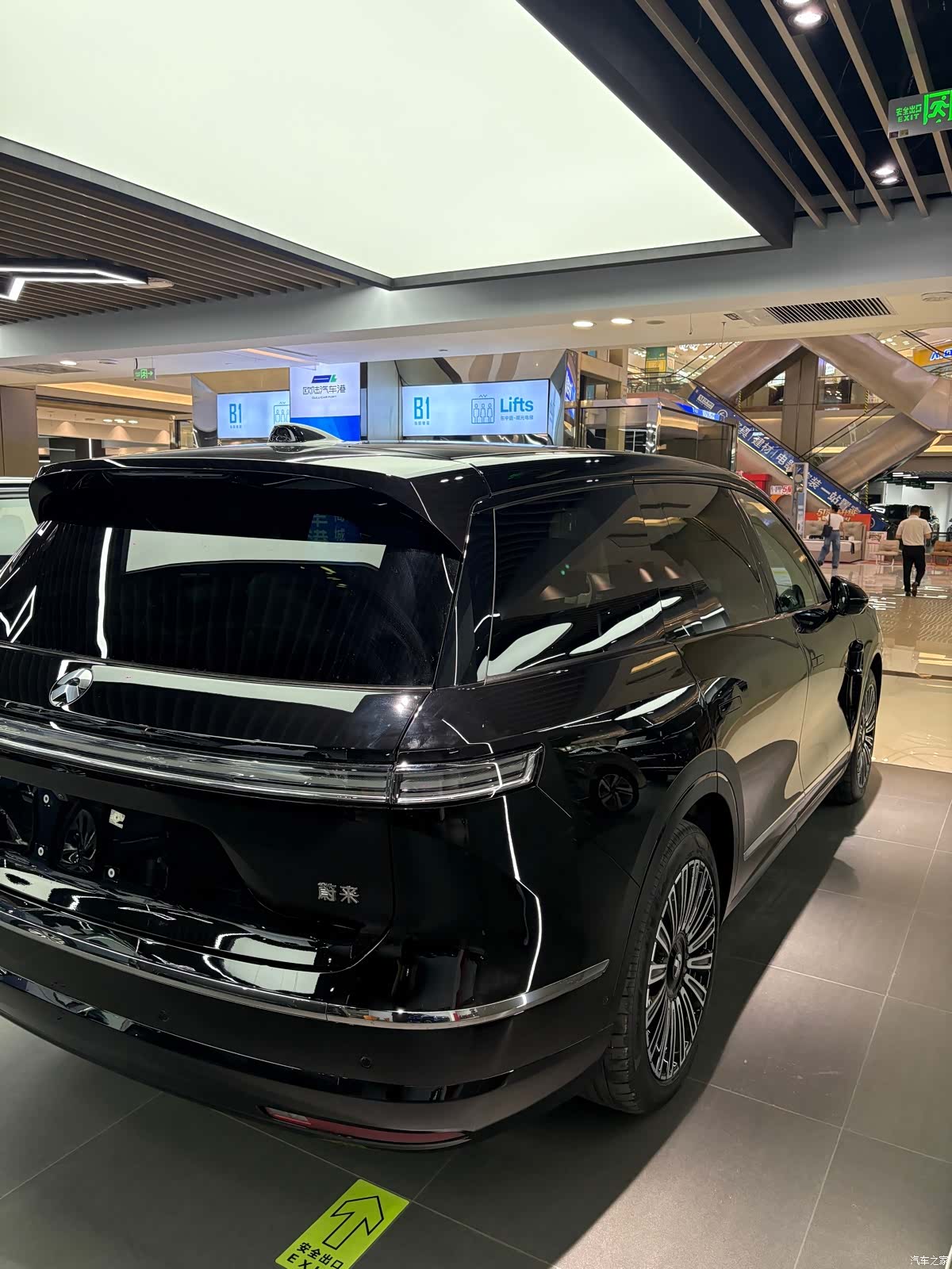 NIO ES8, 2026 все фото
