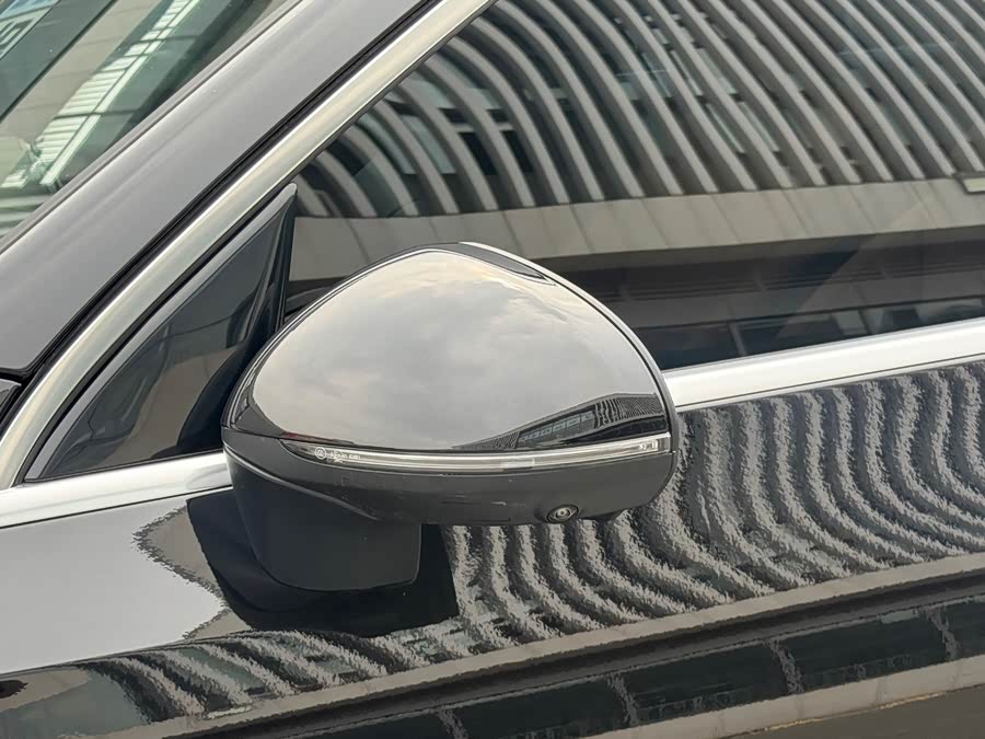 Mercedes-Benz GLC-Class 2025, фото 11