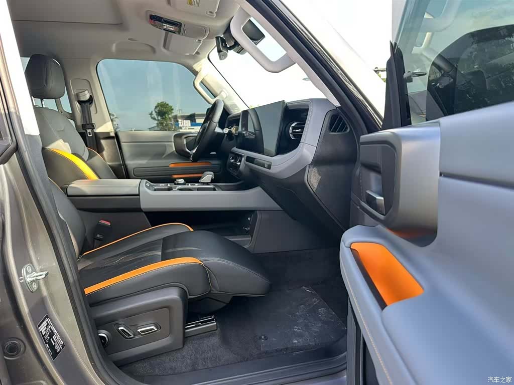 BAIC BJ40, 2025 6