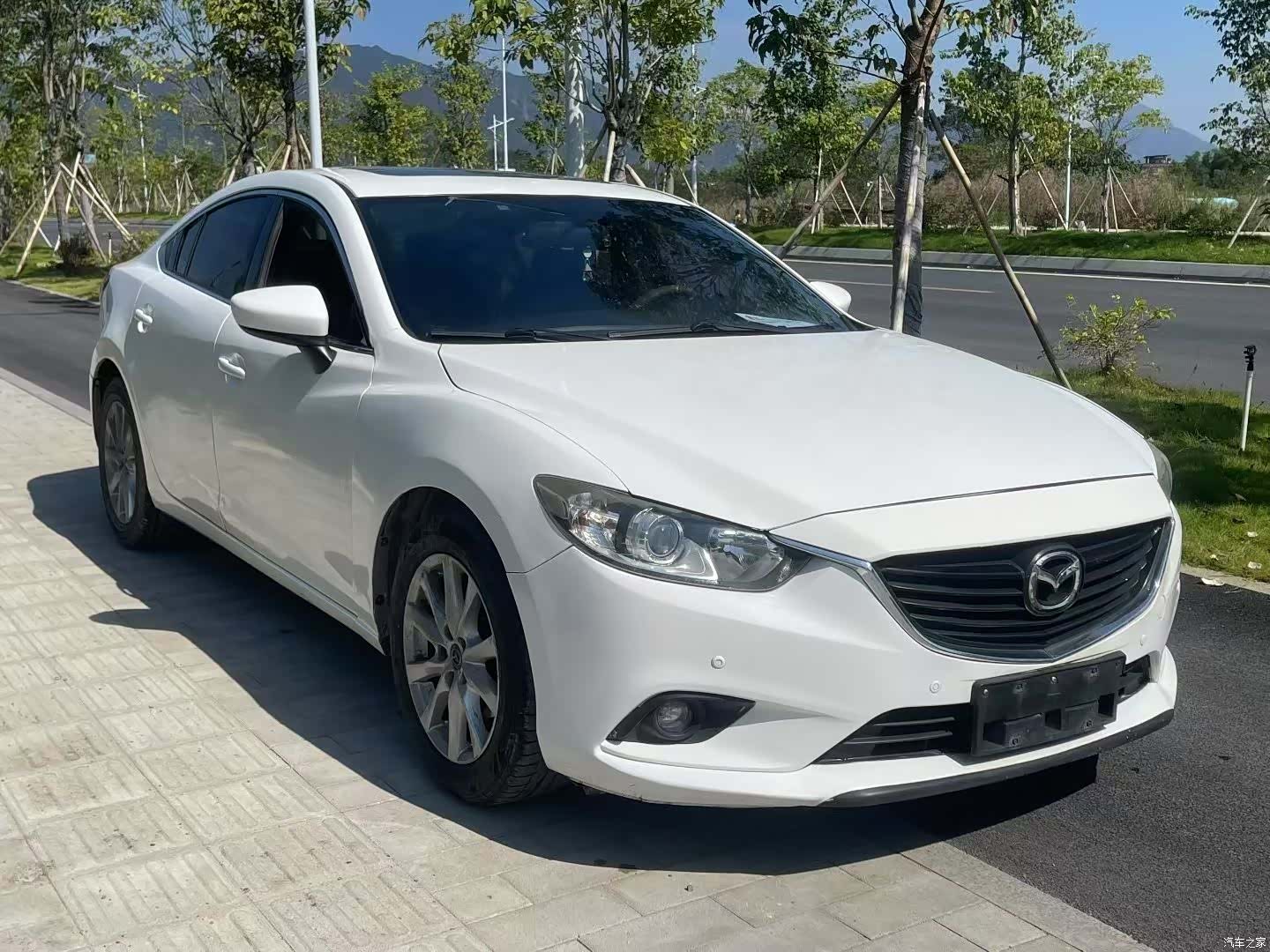 Mazda Atenza, 2015 3