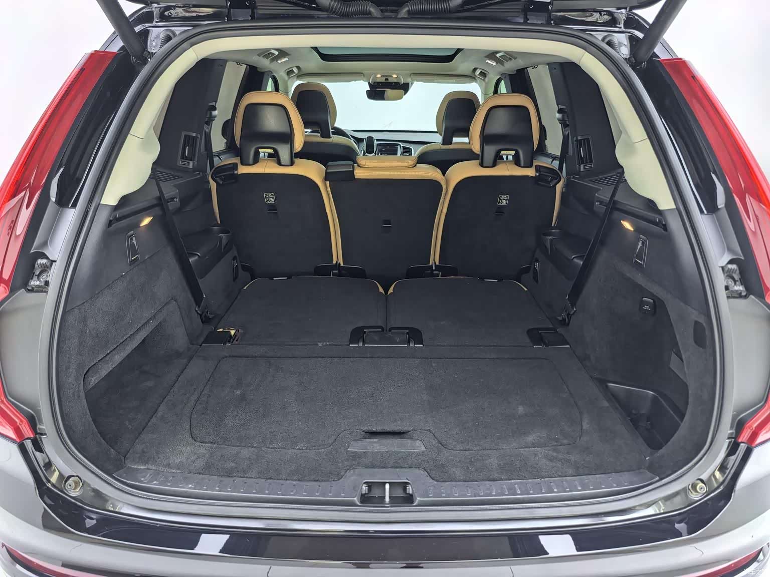 Volvo XC90, 2016 28
