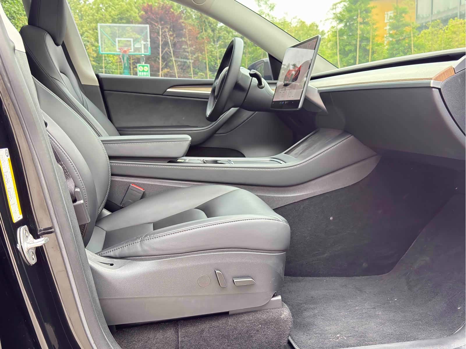 Tesla Model Y, 2022 7