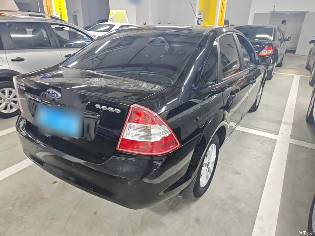 Ford Focus, 2014 7