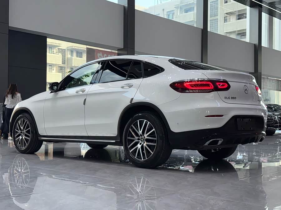 Mercedes-Benz GLC Coupe 2020, фото 9