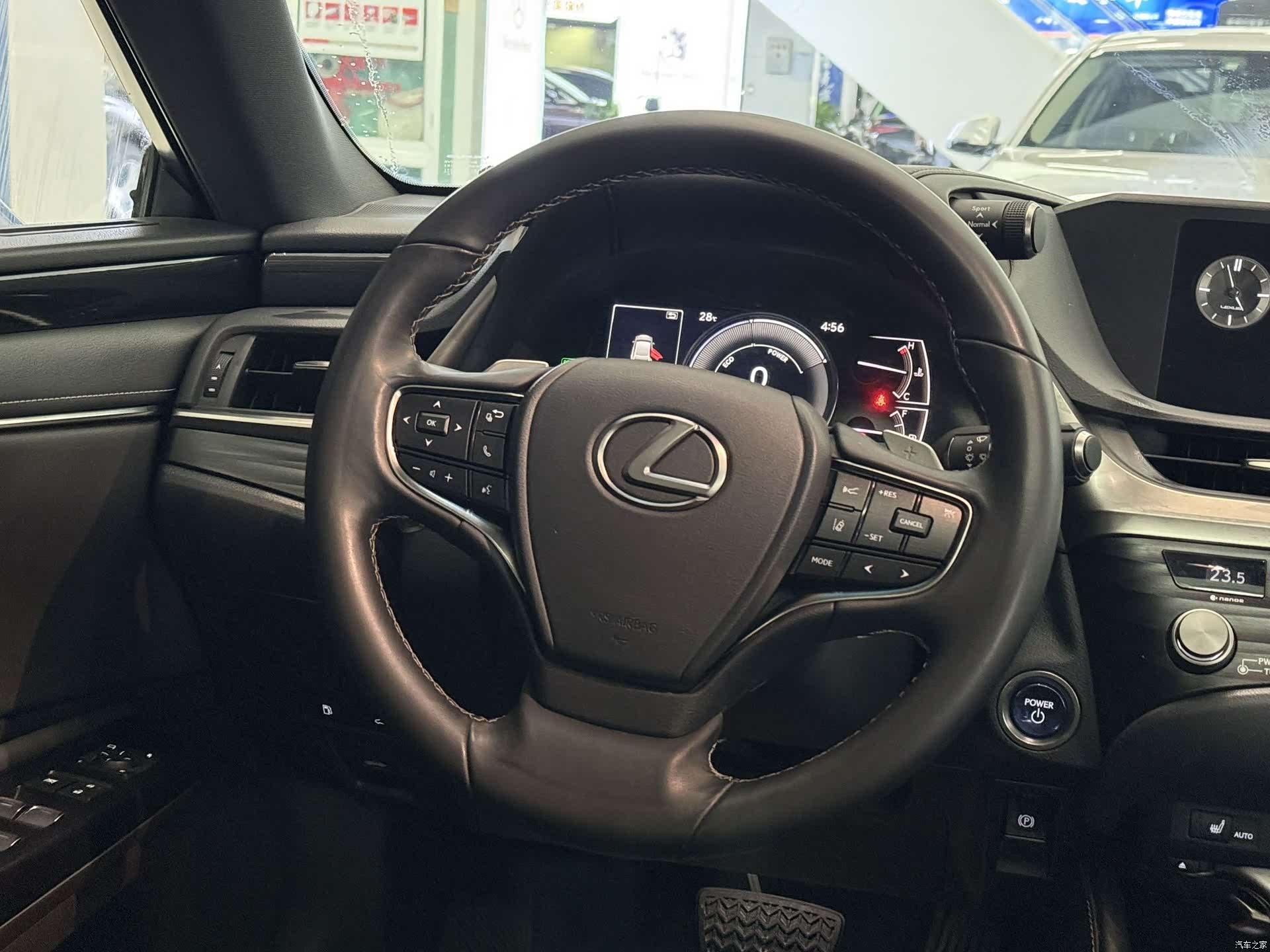 Lexus ES, 2021 12