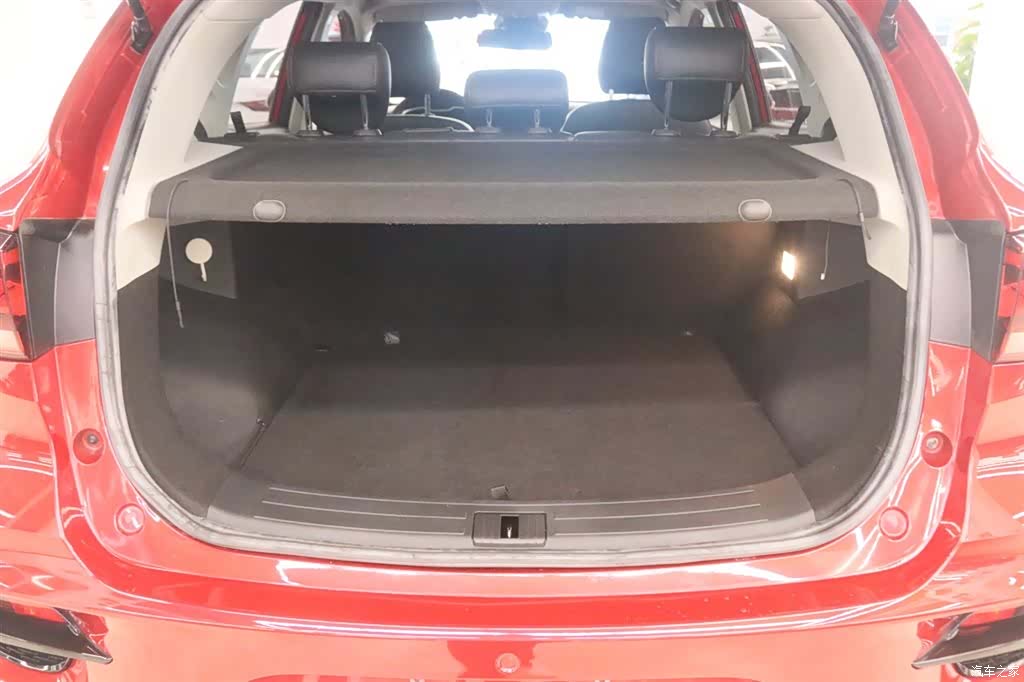 MG ZS, 2020 16