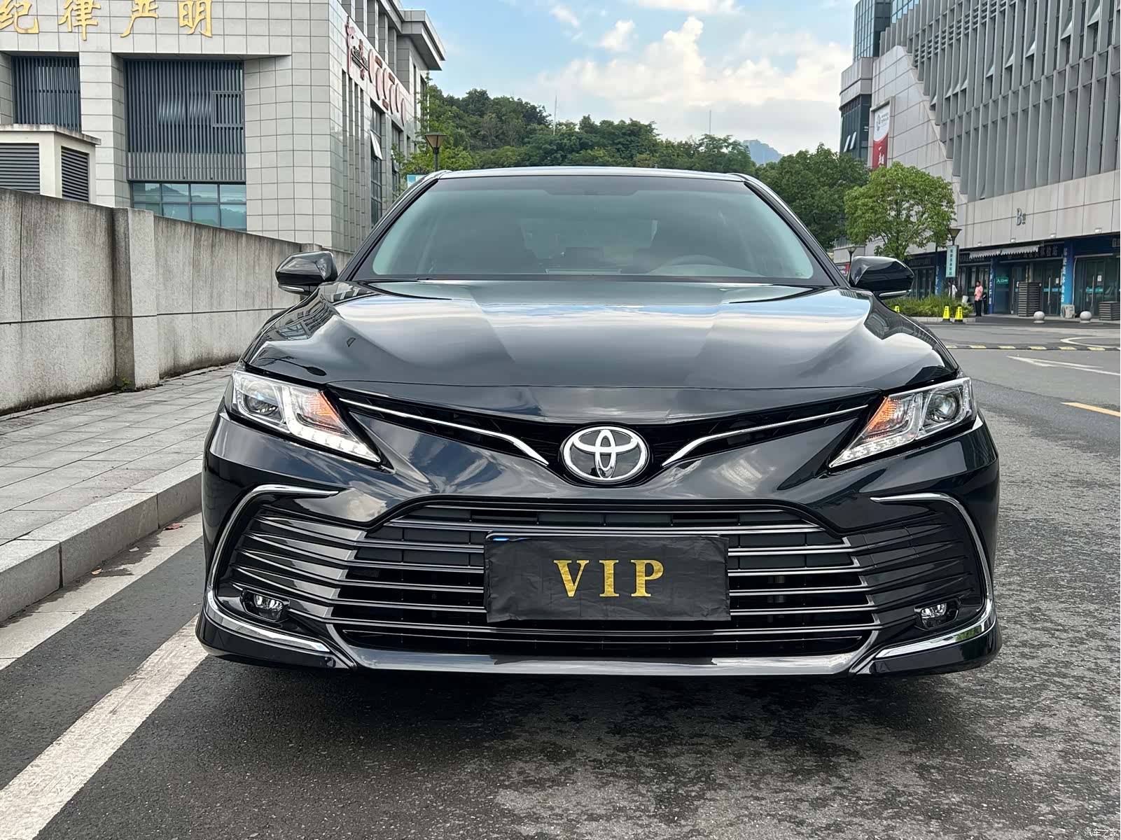 Toyota Camry, 2023 2