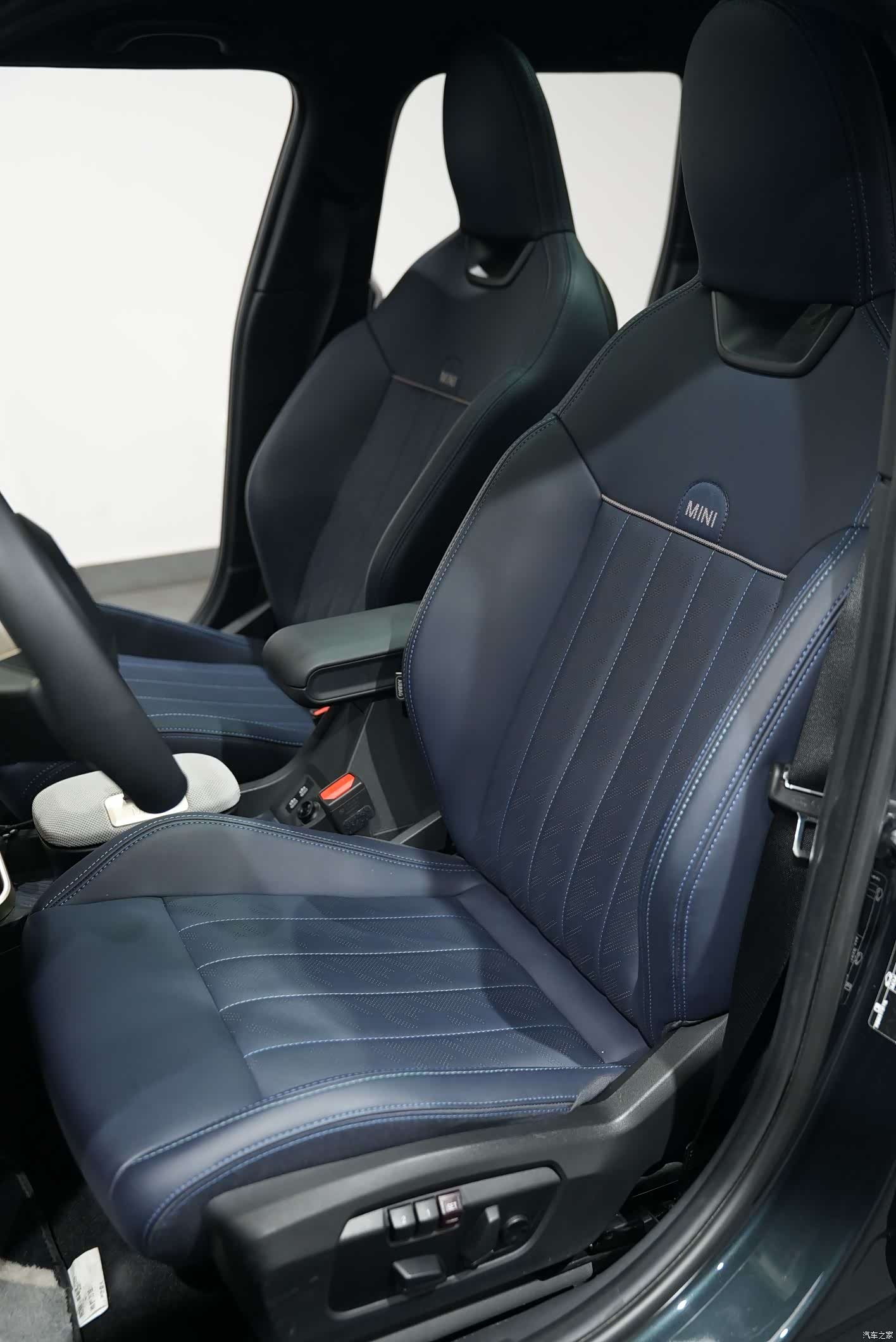 Mini Cooper, 2025 15