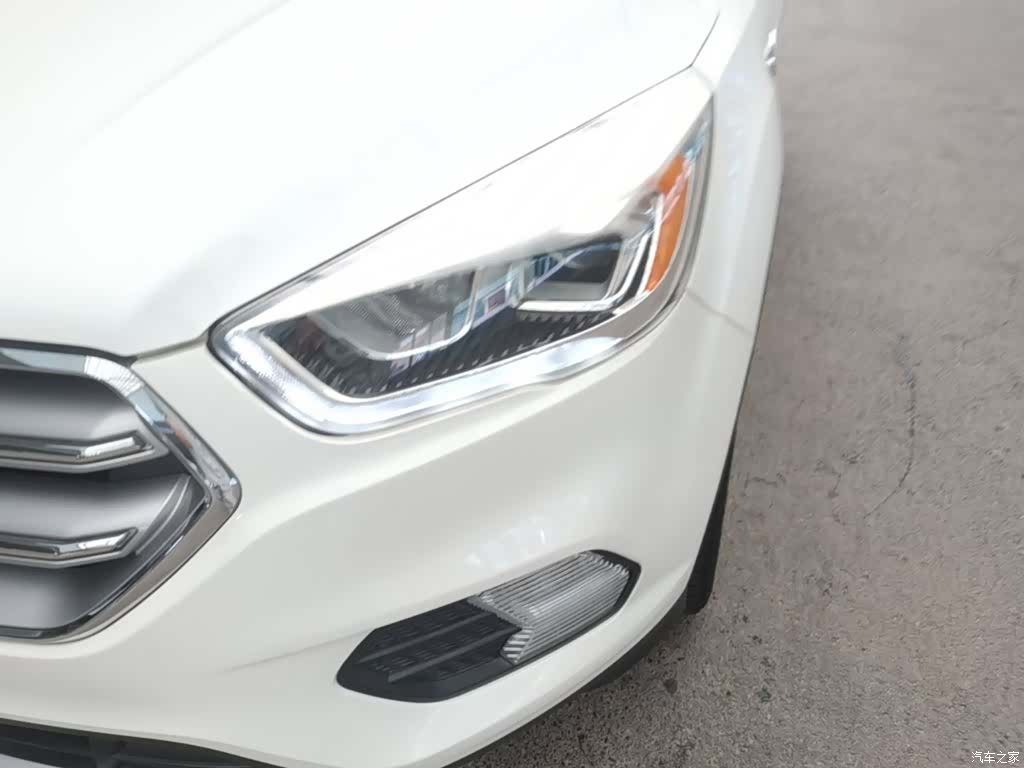 Ford Kuga, 2017 24