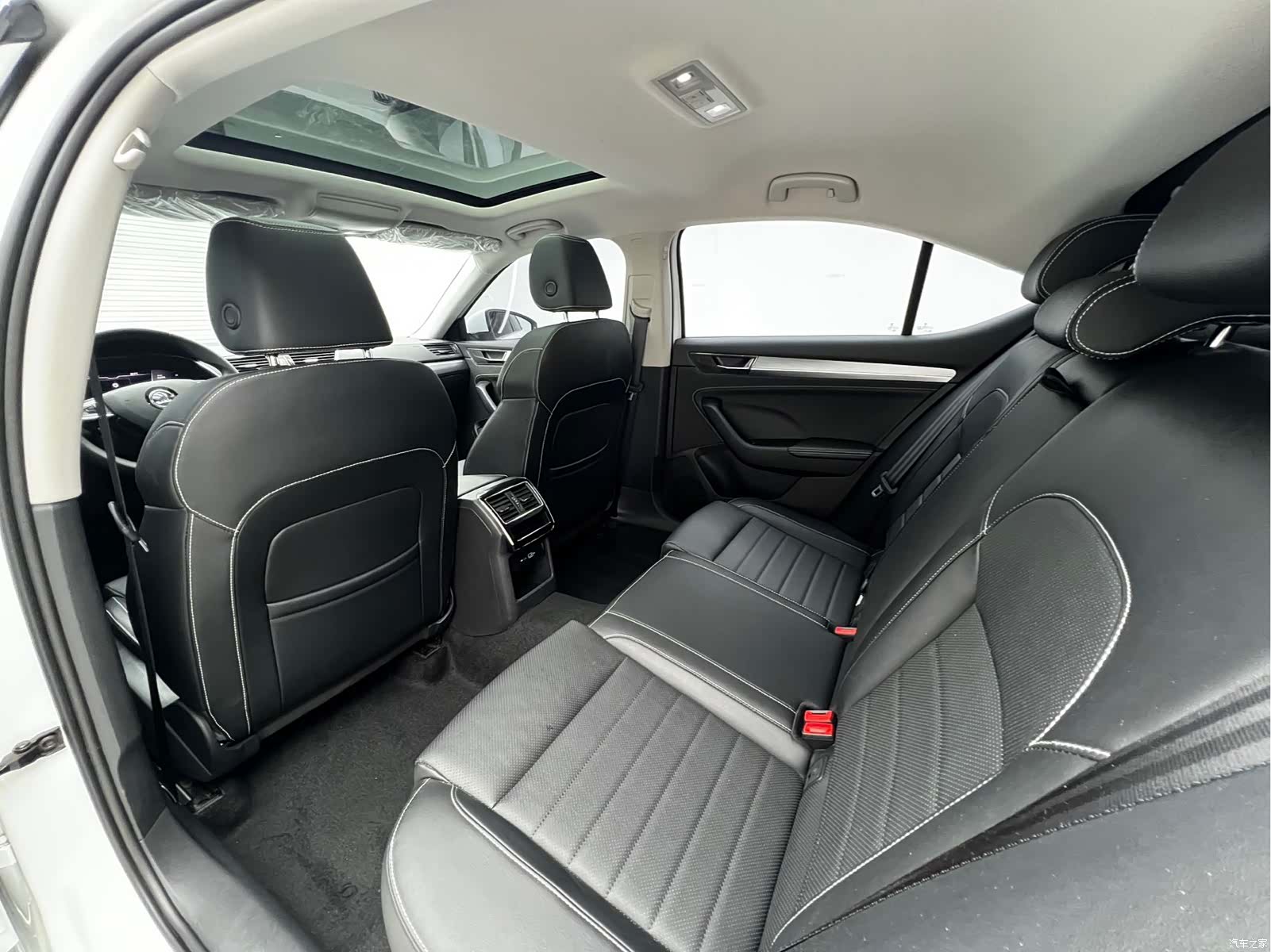 Skoda Superb, 2024 12