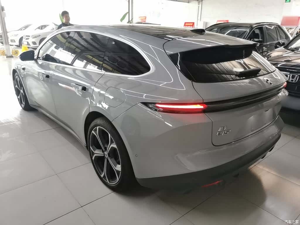 NIO ET5, 2023 все фото