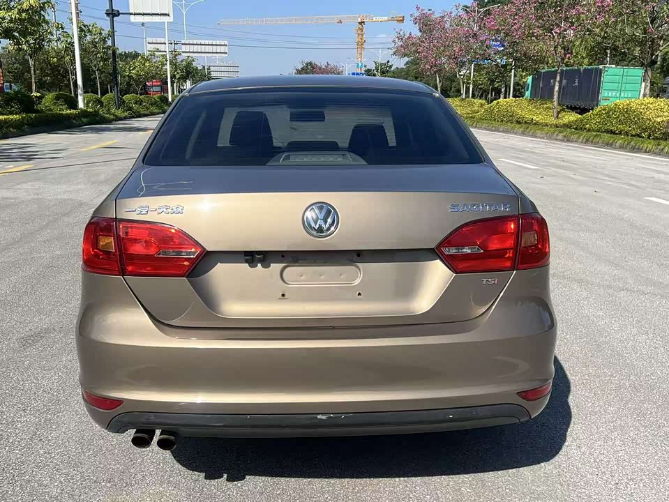 Volkswagen Sagitar