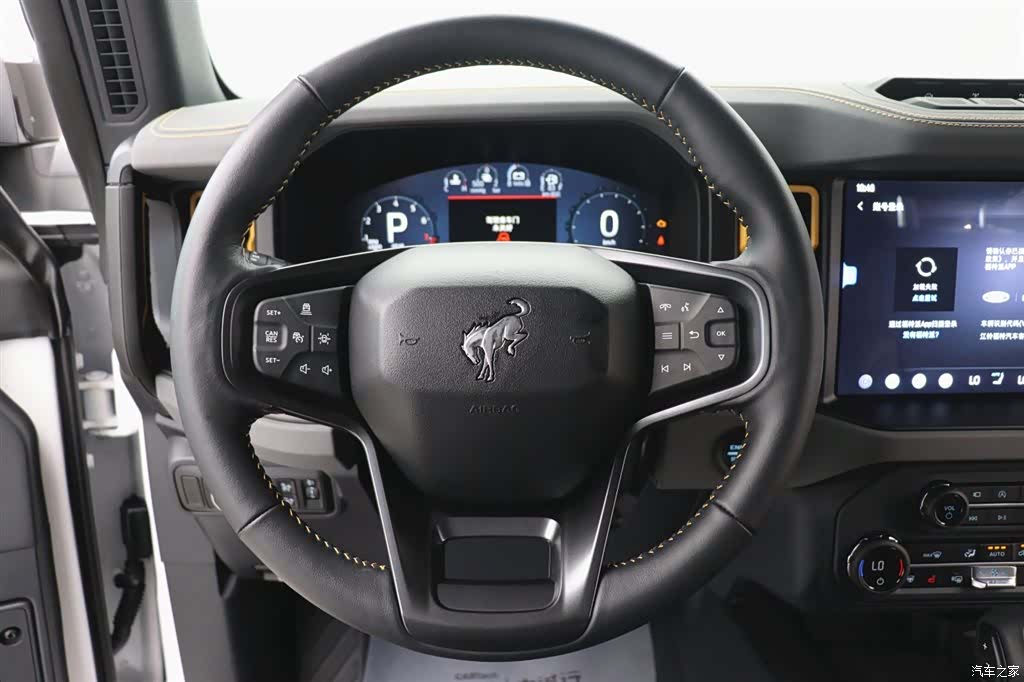 Ford Bronco, 2026 14