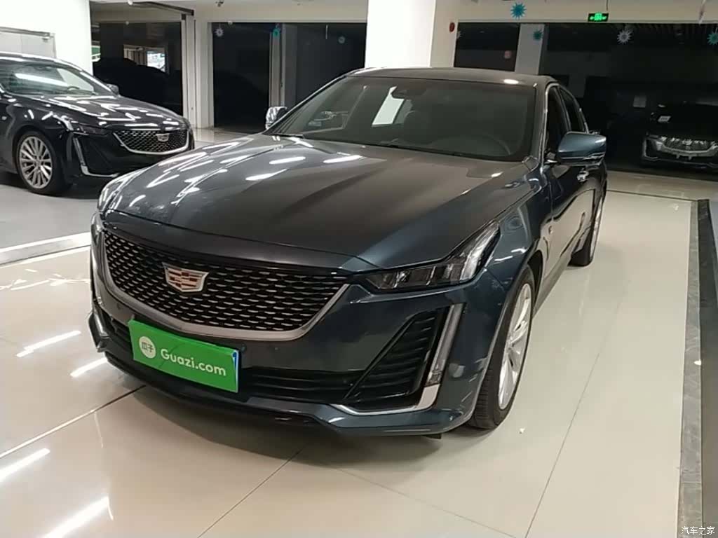 Cadillac CT5, 2022 2