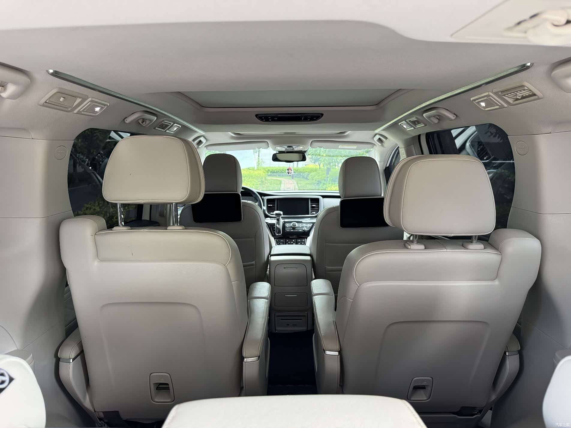 Trumpchi M8, 2018 17