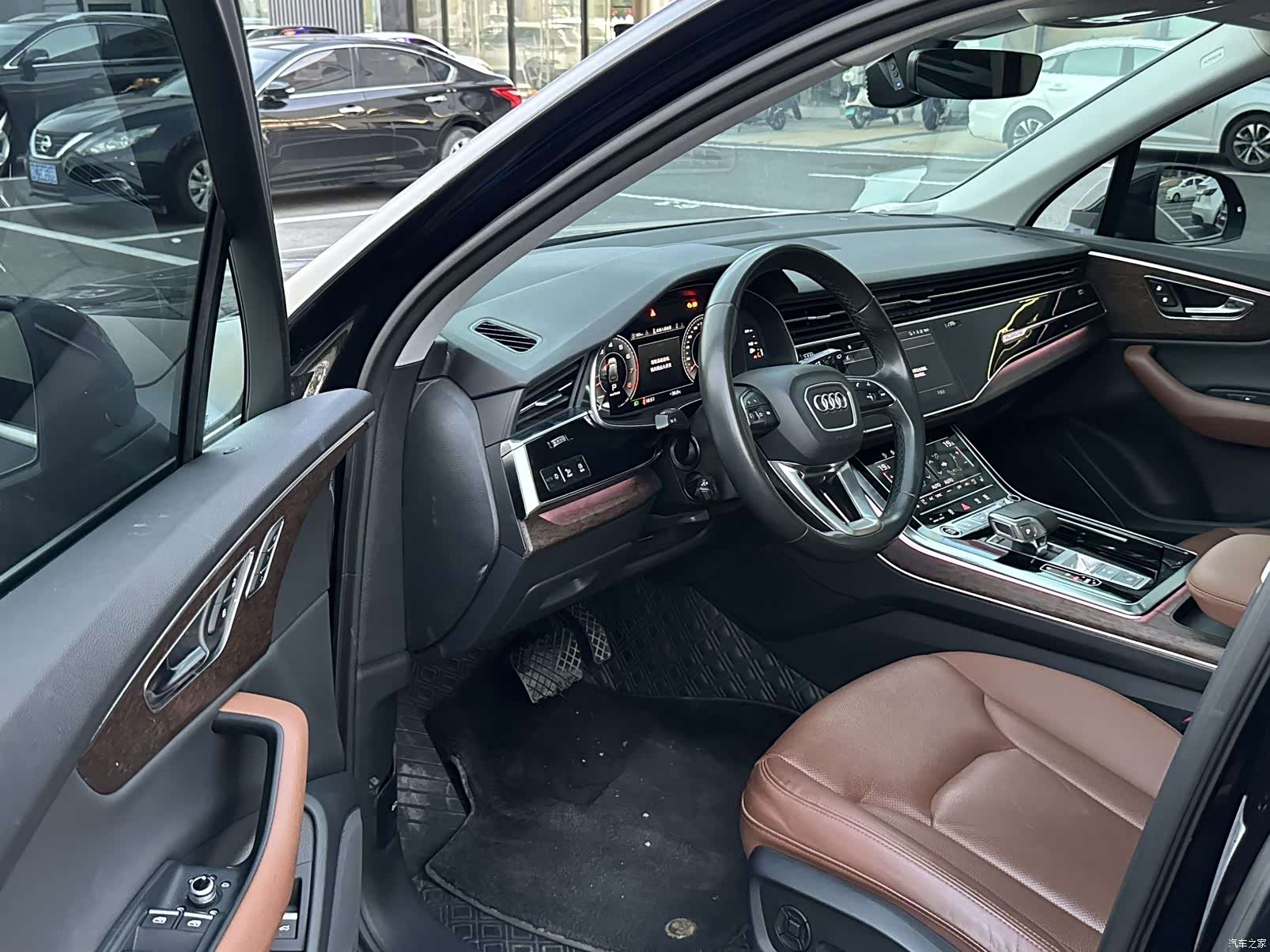 Audi Q7, 2021 4