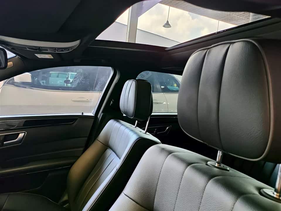 Mercedes-Benz E-class Mercedes-Benz E-class