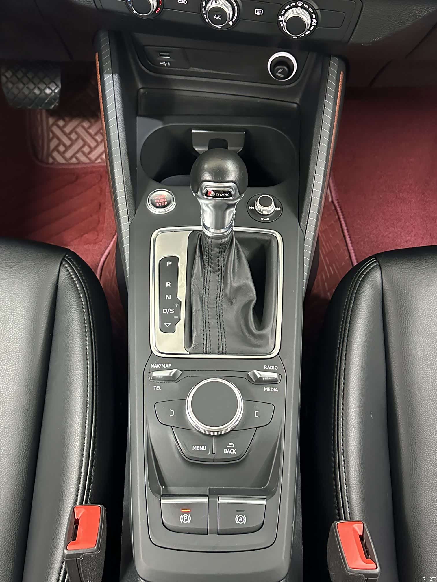 Audi Q2L, 2019 16