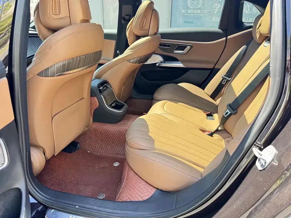 Mercedes-Benz E-class Mercedes-Benz E-class