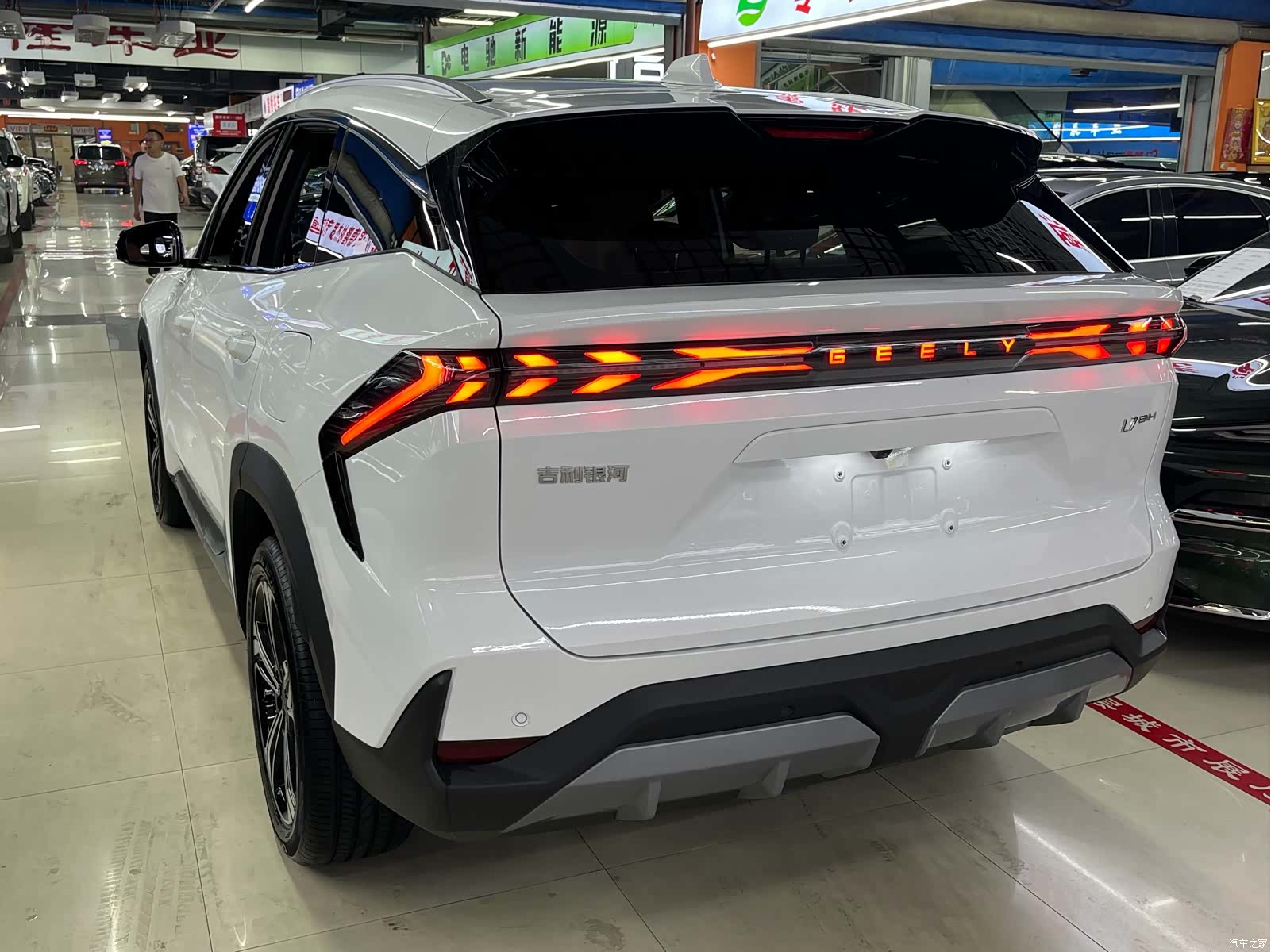 Geely Galaxy L7, 2025 4